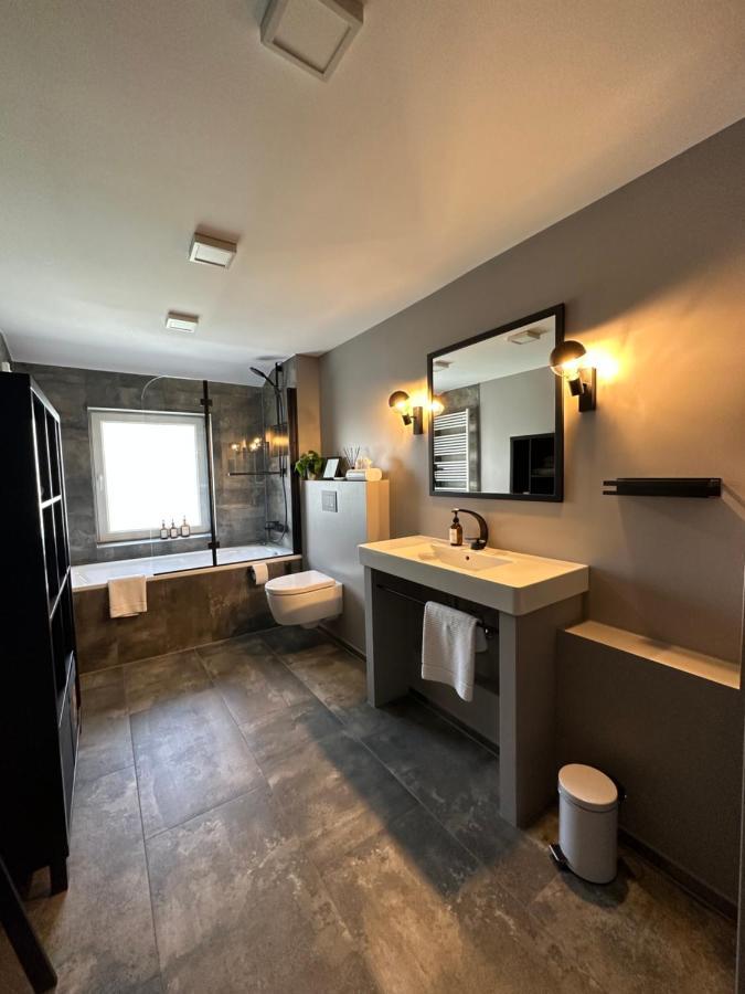 Remise-Berlin-Gruenau Your Cozy And Comfortable Home To Stay For Up To 6 People Between Mueggelsee And Berlin City Esterno foto